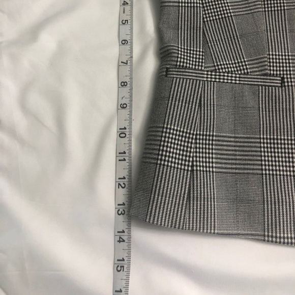 Banana Republic women’s blazer - Picture 12 of 14